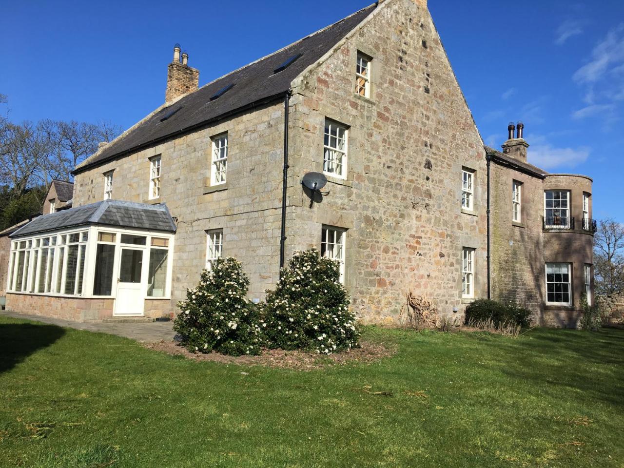 Buckton Farmhouse Belford Esterno foto